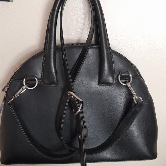 Classic vegan leather purse by Matt and Nat - Picture 3 of 5